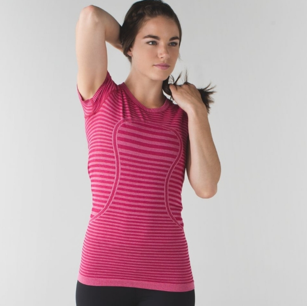 Lululemon Swiftly Tech Short Sleeve Crew